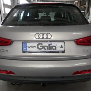V0698 AUDI Q3 SUV 2023.08- prevedenie A